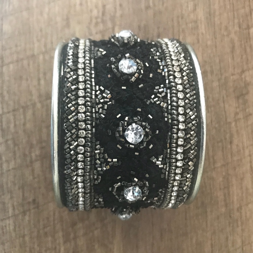 Fashion bangle